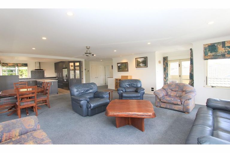 Photo of property in 10 Waterlea Green, Mayfield, Blenheim, 7201