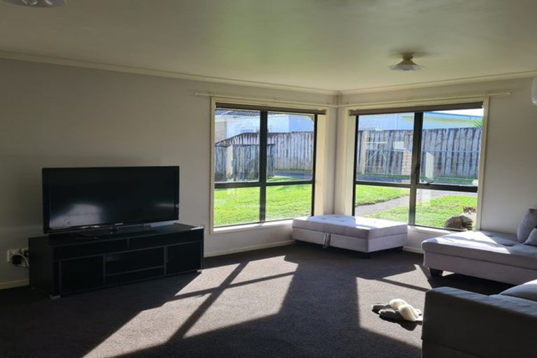 Photo of property in 61 Sandspit Road, Waiuku, 2123