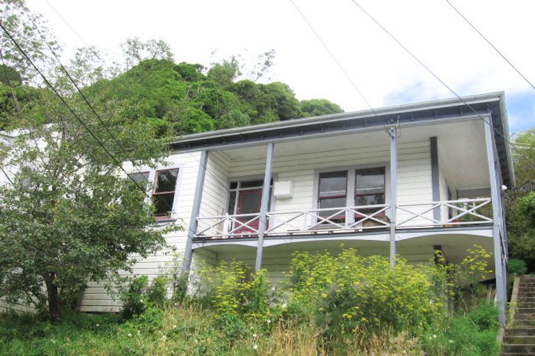 Photo of property in 36 Holloway Road, Aro Valley, Wellington, 6021