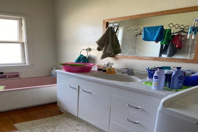 Photo of property in 340 Cambridge Road, Hillcrest, Hamilton, 3216