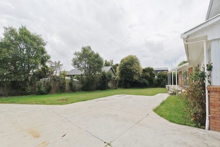 Photo of property in 24 Mccracken Avenue, Hillcrest, Hamilton, 3216