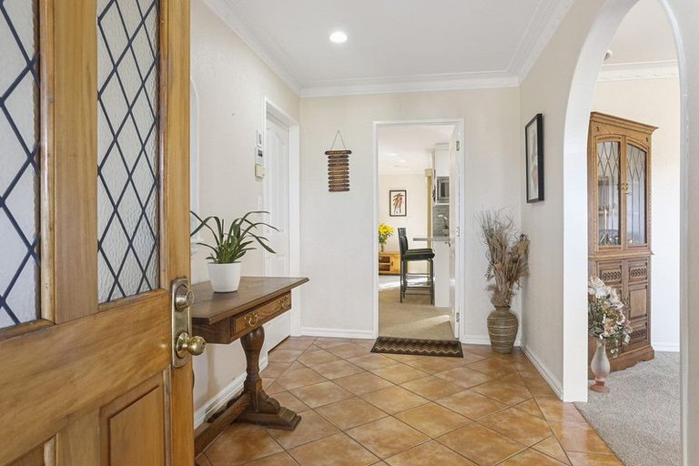 Photo of property in 23 Rathmar Drive, Manurewa, Auckland, 2105