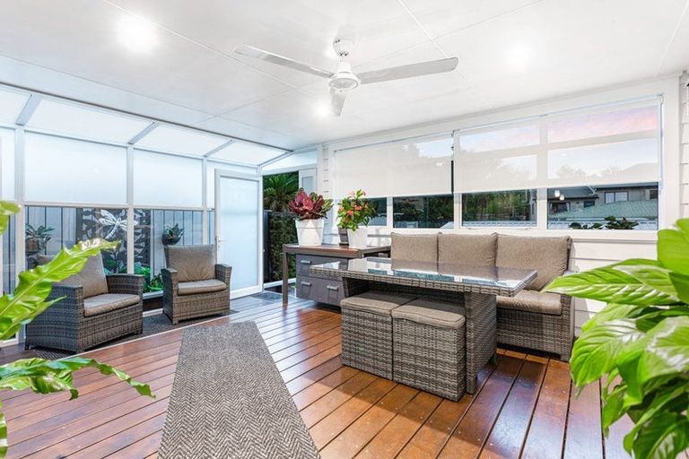 Photo of property in 171 Edmonton Road, Te Atatu South, Auckland, 0610