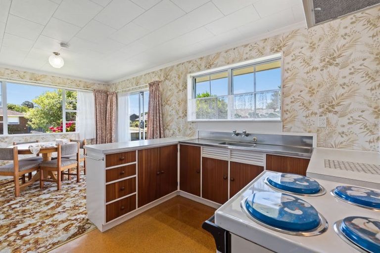 Photo of property in 25 Knights Grove, Otaki, 5512