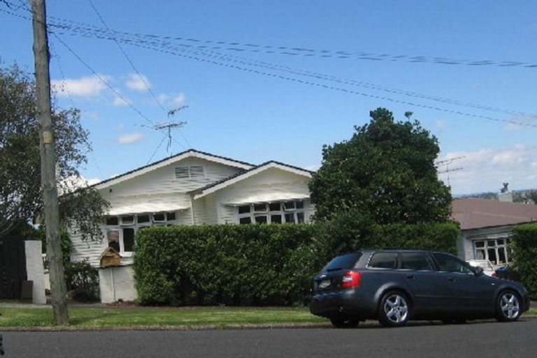 Photo of property in 3 Forbes Street, Onehunga, Auckland, 1061