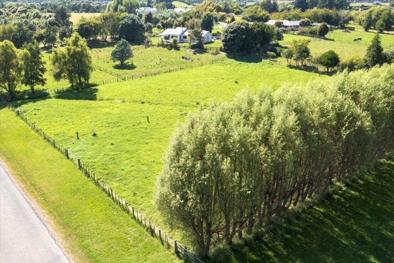 Photo of property in 52 Papaitonga Lake Road, Ohau, Levin, 5570