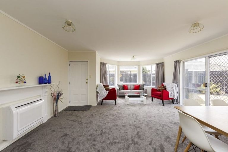 Photo of property in 5b Carroll Street, Palmerston North, 4410