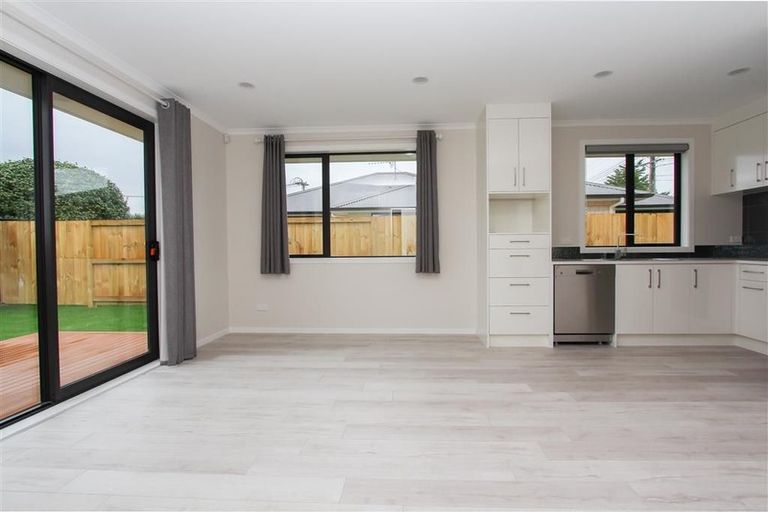 Photo of property in 8b Rutherford Street, Chedworth, Hamilton, 3210