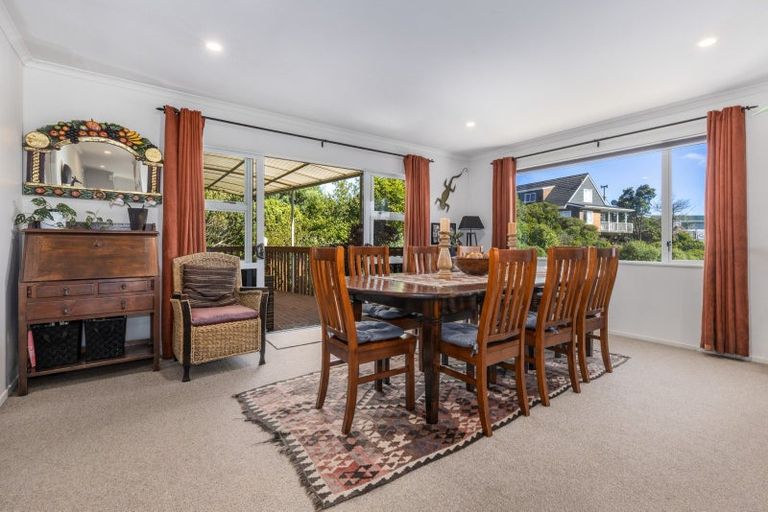 Photo of property in 47 Saint Ives Drive, Camborne, Porirua, 5026