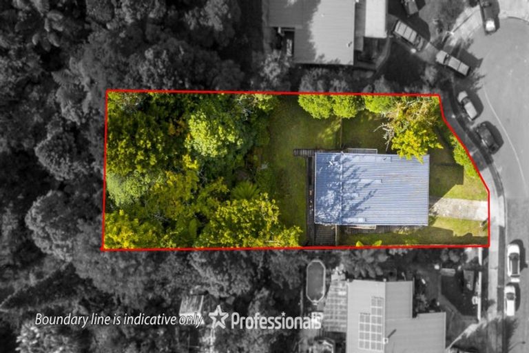 Photo of property in 29 Edelweiss Grove, Timberlea, Upper Hutt, 5018