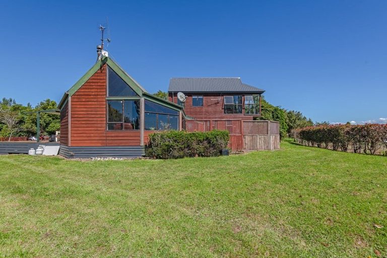 Photo of property in 24 Halls Road, Pahiatua, 4910
