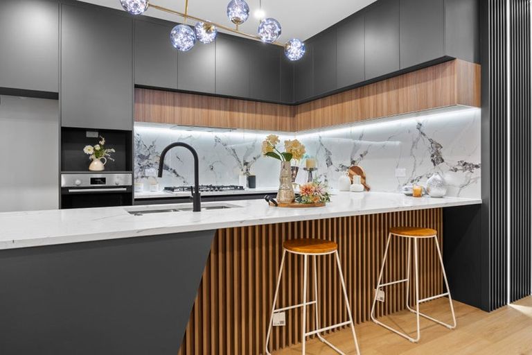 Photo of property in 2 Laurel Drive, Rosehill, 2113