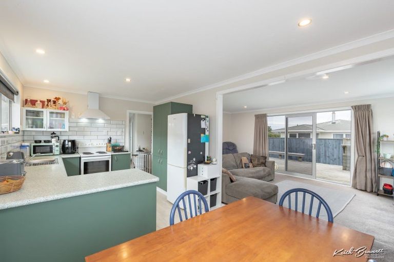 Photo of property in 182 Major Drive, Kelson, Lower Hutt, 5010