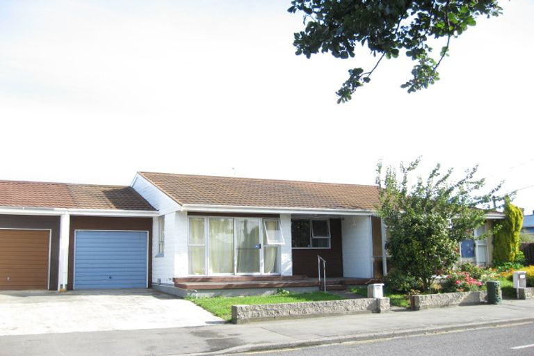 Photo of property in 4/80 Charles Street, Waltham, Christchurch, 8011