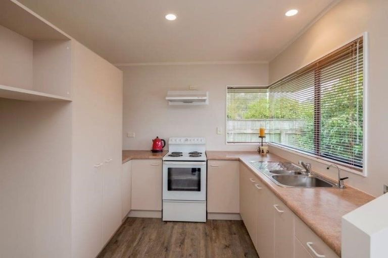 Photo of property in 54a Arawhata Road, Paraparaumu, 5032