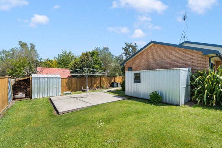 Photo of property in 77 Reading Street, Greytown, 5712