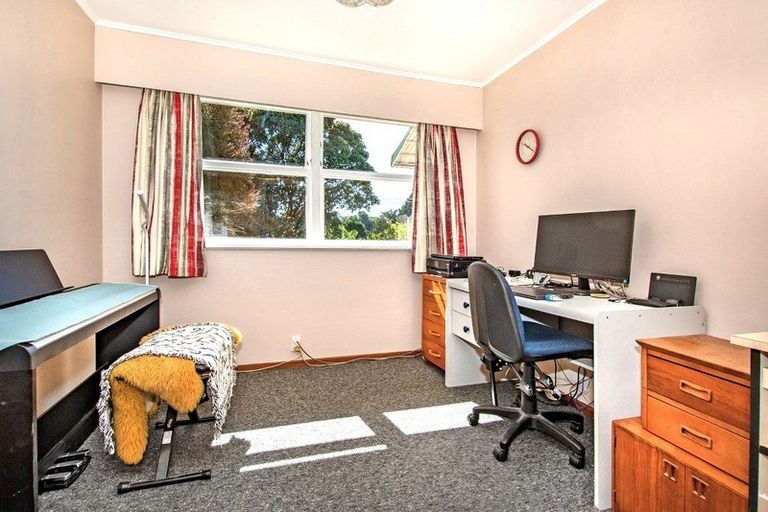Photo of property in 90 Old Onerahi Road, Onerahi, Whangarei, 0110