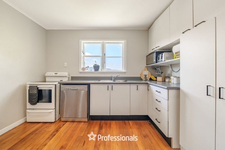 Photo of property in 8 Harlow Grove, Wainuiomata, Lower Hutt, 5014