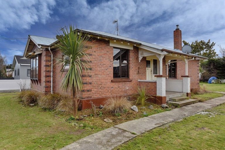 Photo of property in 25 Irving Street, Gore, 9710