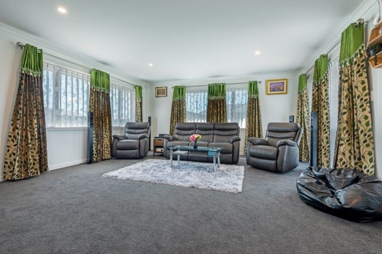 Photo of property in 191 Pacific Drive, Fitzherbert, Palmerston North, 4410