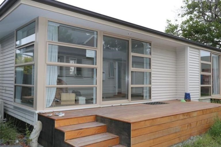 Photo of property in 257 Riccarton Road, Upper Riccarton, Christchurch, 8041