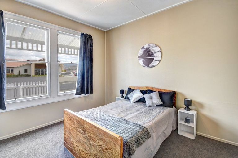 Photo of property in 157 Oxford Street, South Dunedin, Dunedin, 9012