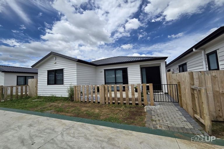 Photo of property in 37b Clarkson Crescent, Otara, Auckland, 2023