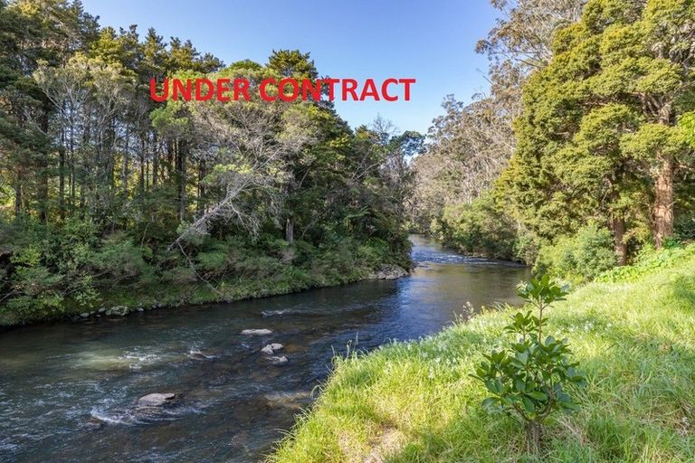 Photo of property in 6 Tuatahi Place, Kerikeri, 0230