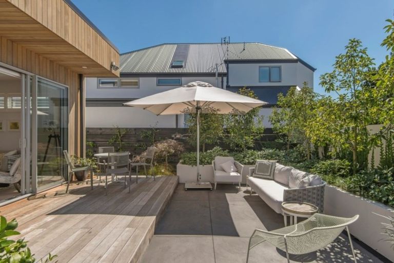 Photo of property in 49b Mcdougall Avenue, St Albans, Christchurch, 8014