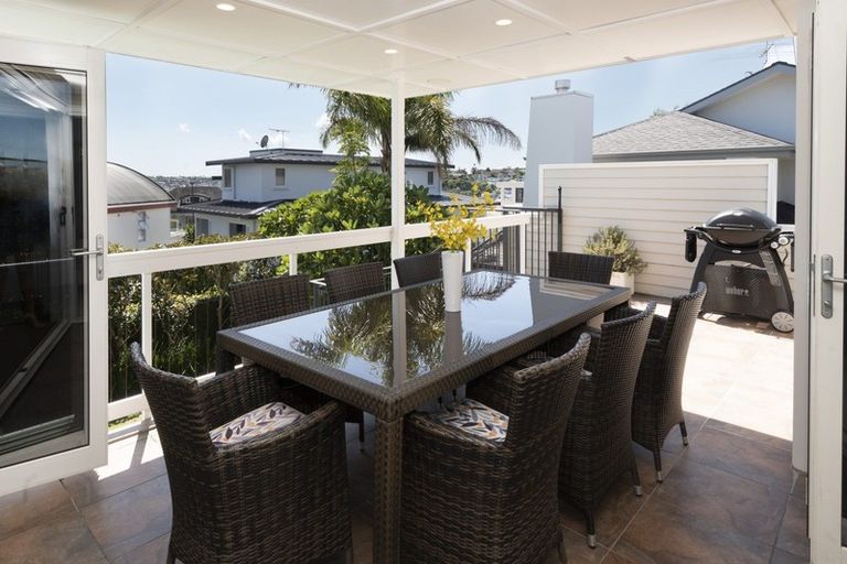 Photo of property in 13 Compass Way, Half Moon Bay, Auckland, 2012