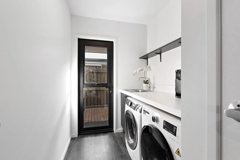 Photo of property in 13 Howden Drive, Jacks Point, 9371