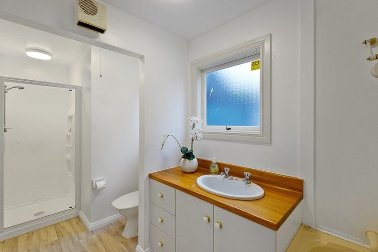 Photo of property in 60 Penruddock Rise, Westmorland, Christchurch, 8025