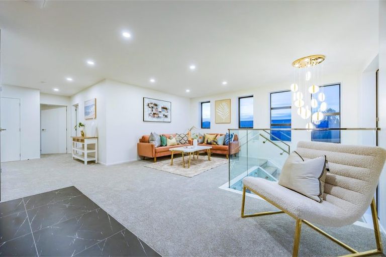 Photo of property in 10 Monte Cristal Avenue, Swanson, Auckland, 0614