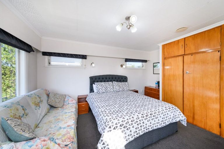 Photo of property in 9 Belvedere Crescent, Takaro, Palmerston North, 4412