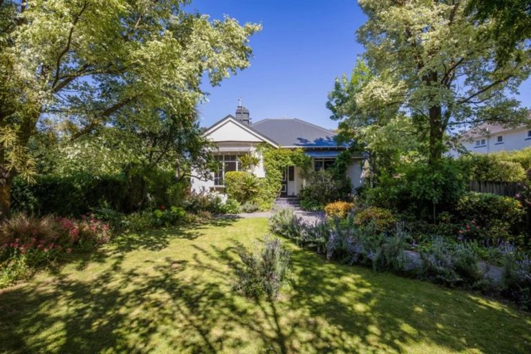Photo of property in 129 West Belt, Rangiora, 7400