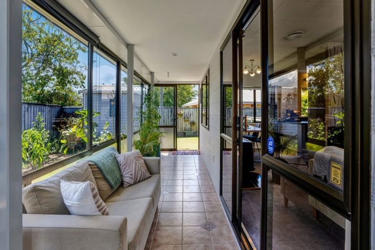 Photo of property in 30 Nikau Street, Inglewood, 4330