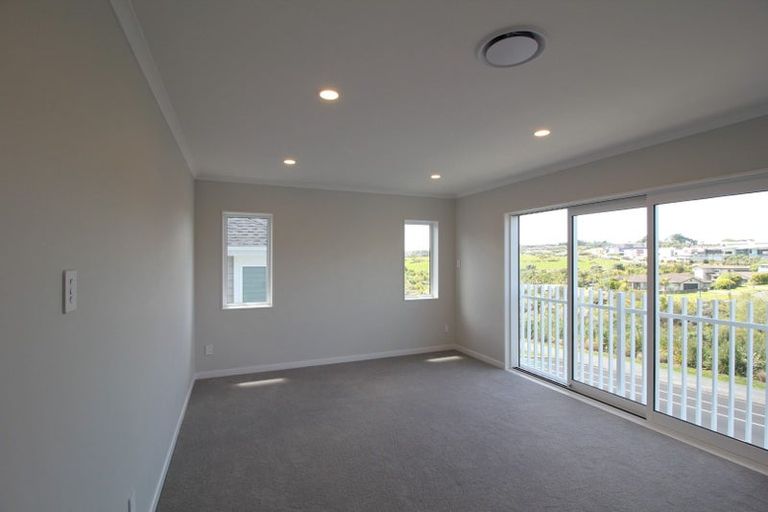 Photo of property in 157a Bonair Crescent, Silverdale, 0932