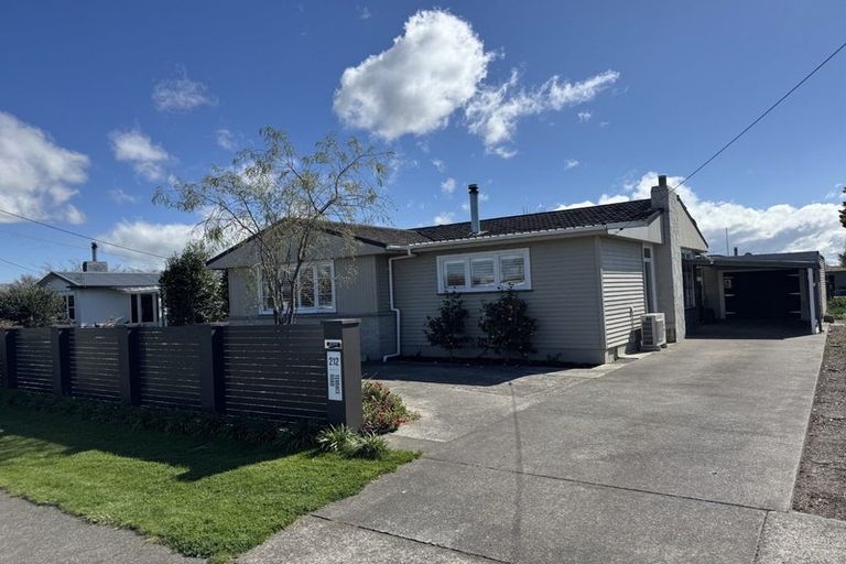 Photo of property in 212 Terrace Road, Parkvale, Hastings, 4122