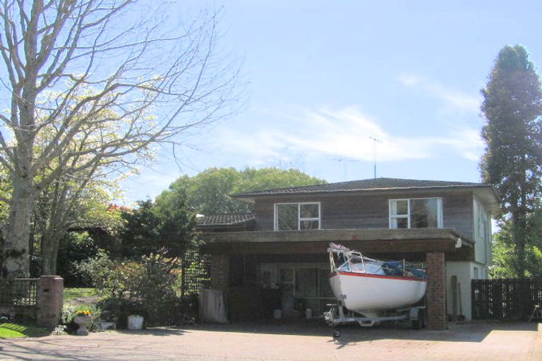 Photo of property in 4 Wychwood Crescent, Springfield, Rotorua, 3015