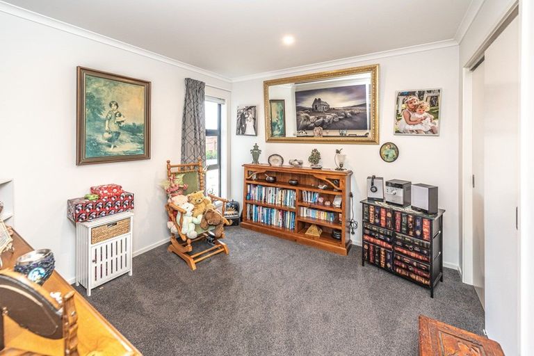 Photo of property in 20 Magnolia Crescent, Tawhero, Whanganui, 4501