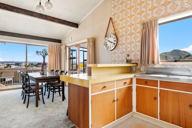 Photo of property in 6 Sutherland Avenue, Mount Maunganui, 3116