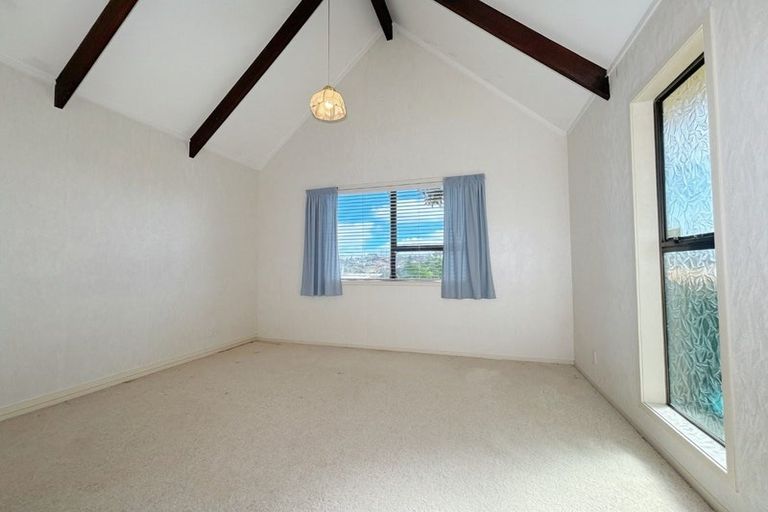 Photo of property in 4 Fallow Street, Browns Bay, Auckland, 0630