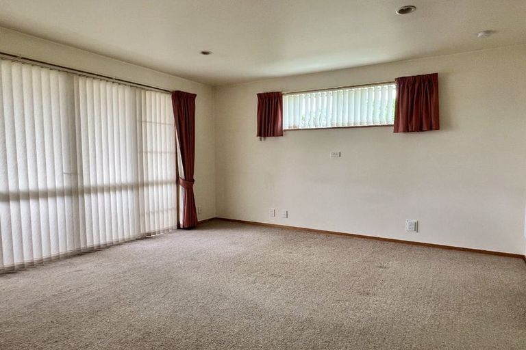 Photo of property in 296 Mairehau Road, Burwood, Christchurch, 8083