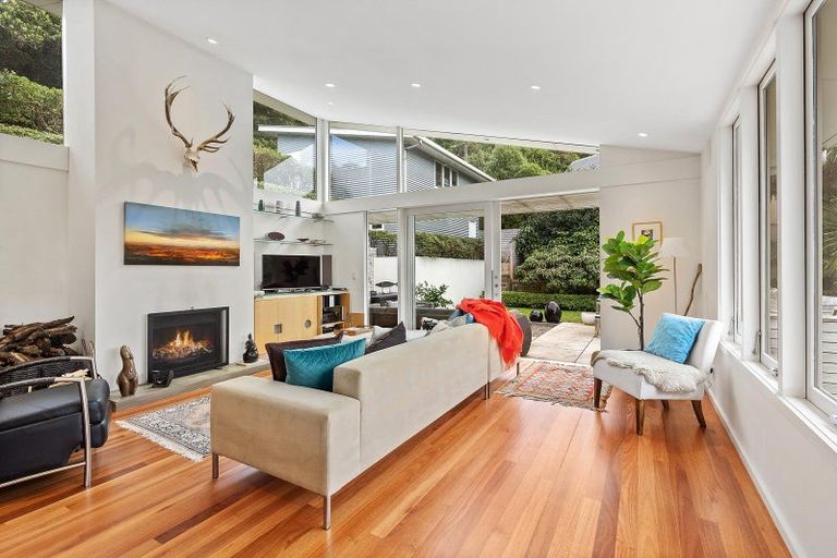 Photo of property in 102 Heke Street, Ngaio, Wellington, 6035