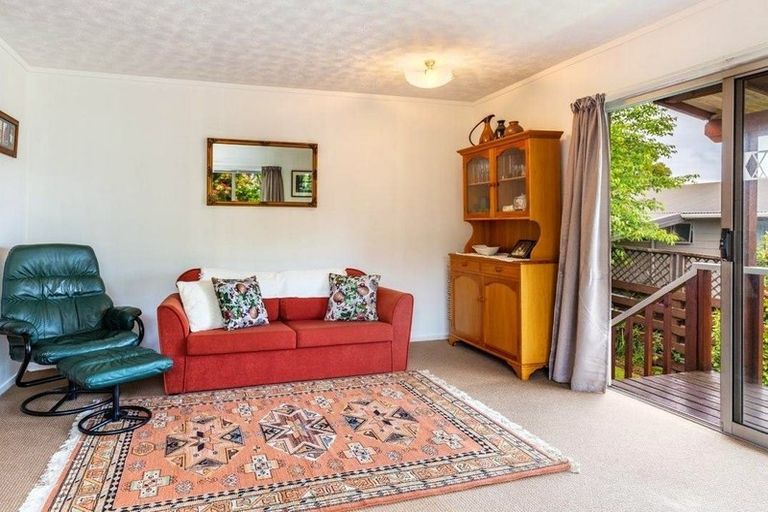 Photo of property in 2/18 Holland Grove, Richmond Heights, Taupo, 3330