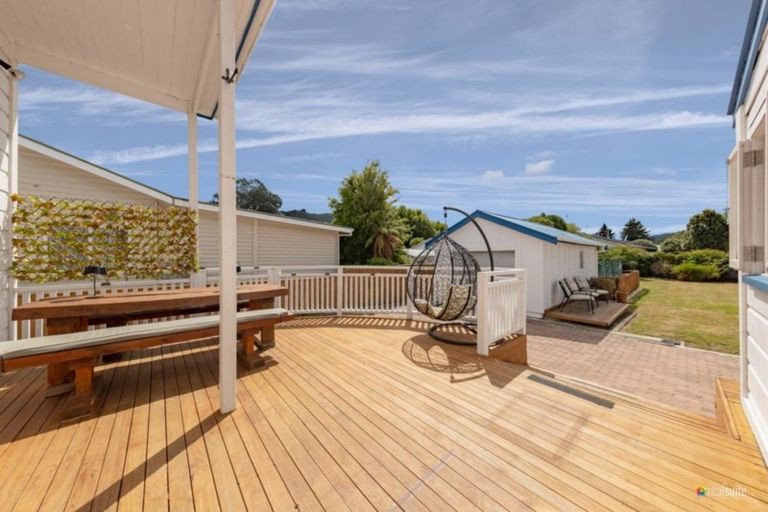 Photo of property in 104 Gibbons Street, Ebdentown, Upper Hutt, 5018