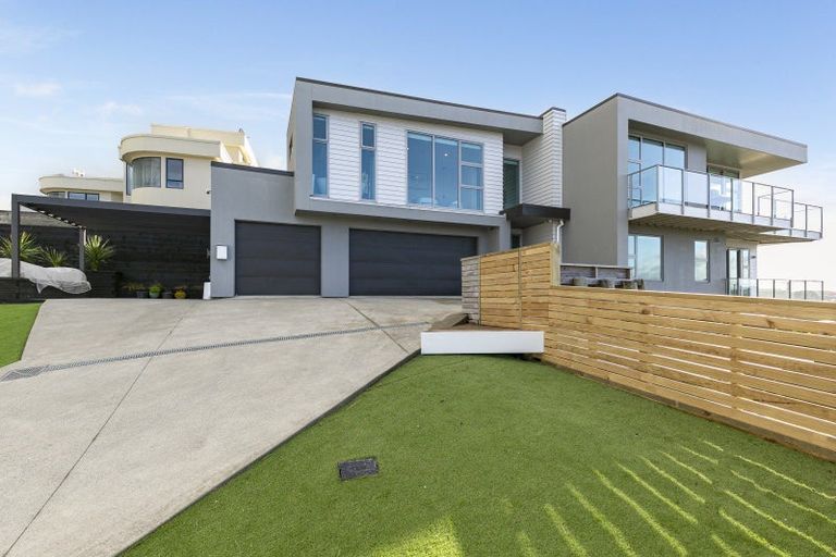 Photo of property in 8 Imran Terrace, Khandallah, Wellington, 6035