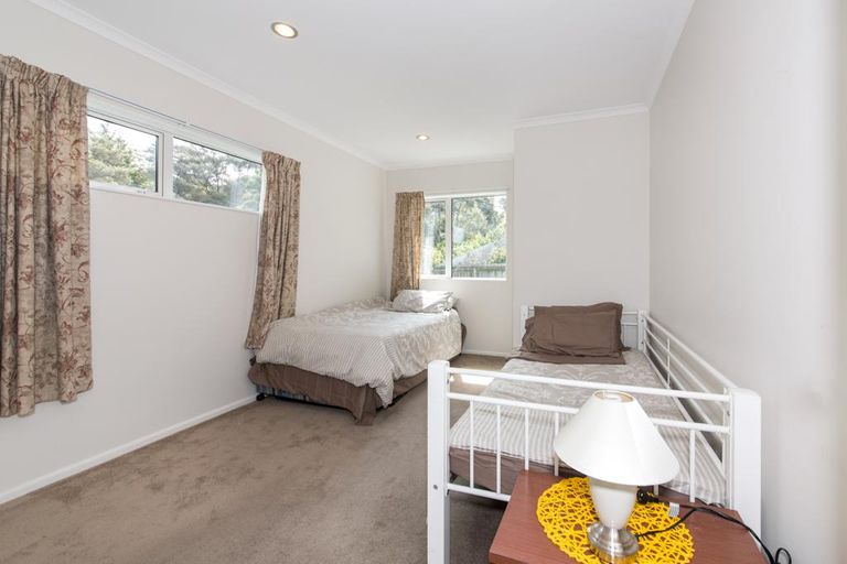 Photo of property in 102a San Marino Drive West, Henderson, Auckland, 0612