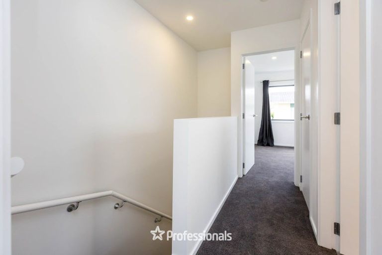 Photo of property in 3/104 Martin Street, Wallaceville, Upper Hutt, 5018