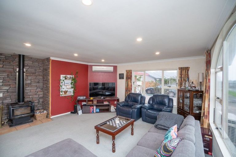 Photo of property in 39 Parnell Heights Drive, Kelvin Grove, Palmerston North, 4414